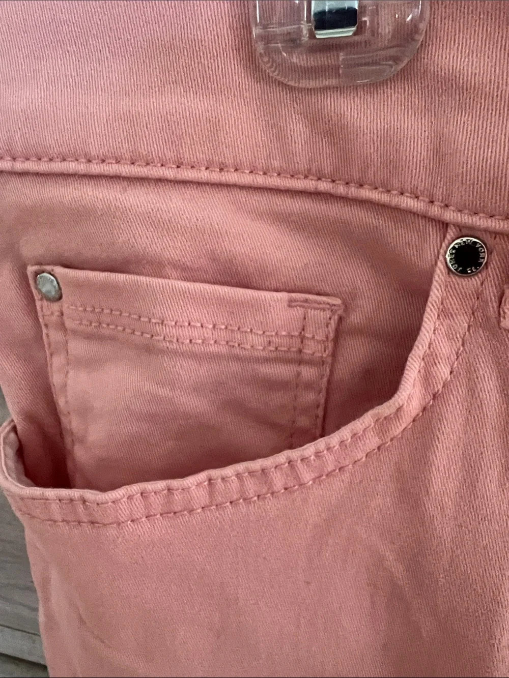 Jones New York Pastel Pink Cropped Straight Capri Jeans - 14